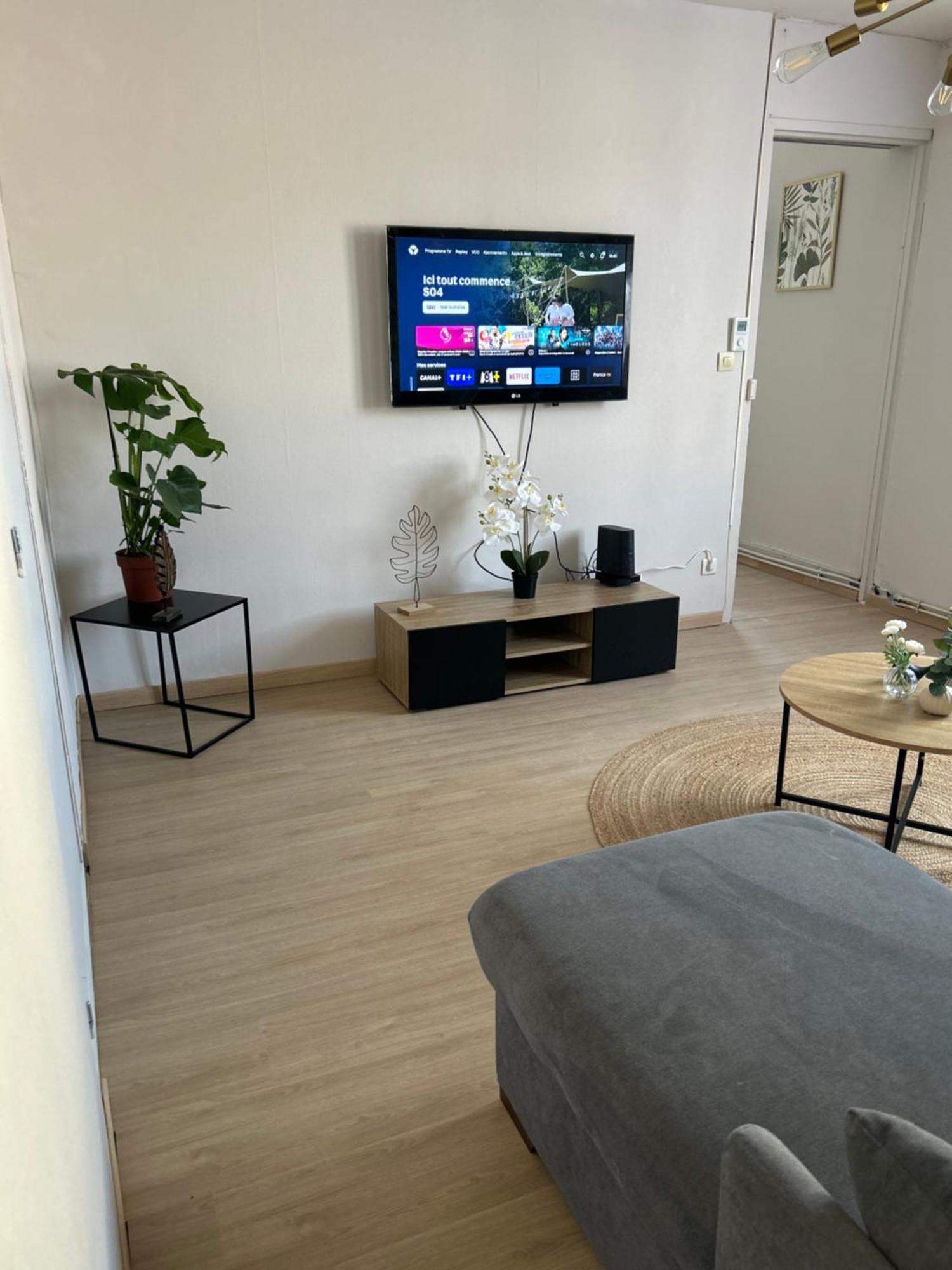 Copines'House Appartement Chauny Buitenkant foto